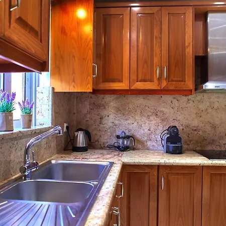 Sunny Luxury Apartment Chania (Crete)