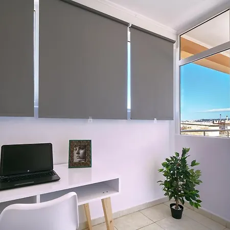 아파트 Sunny Luxury 하니아