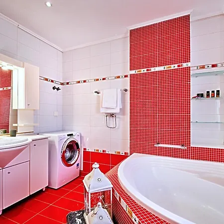 Sunny Luxury 아파트 *