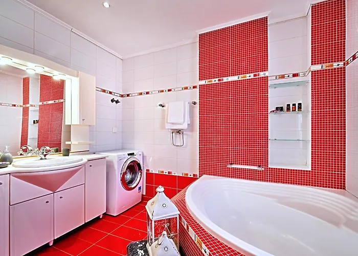 Sunny Luxury Апартаменти *